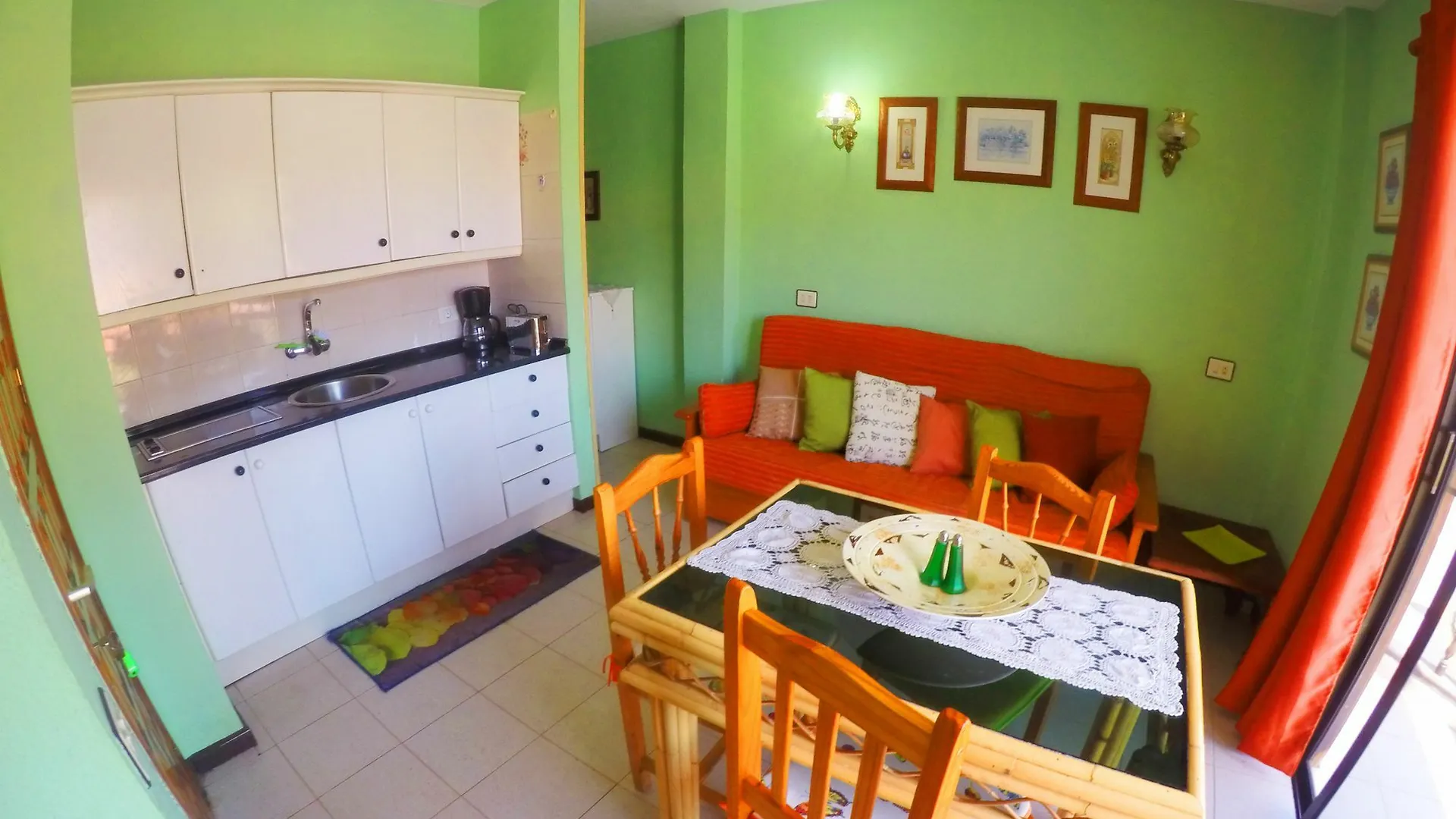 Apartment Ferienwohnung Av Suecia 1º Izquierda Arona